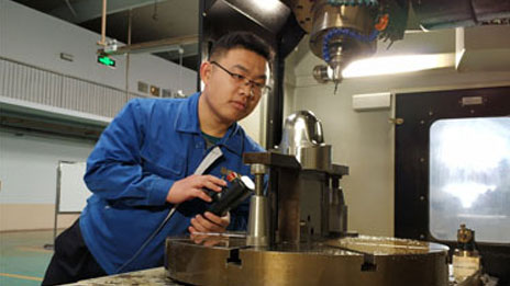 穿透時(shí)間的力量 ——記海納川三名獲評(píng)省部級(jí)工匠、首席技師稱號(hào)員工